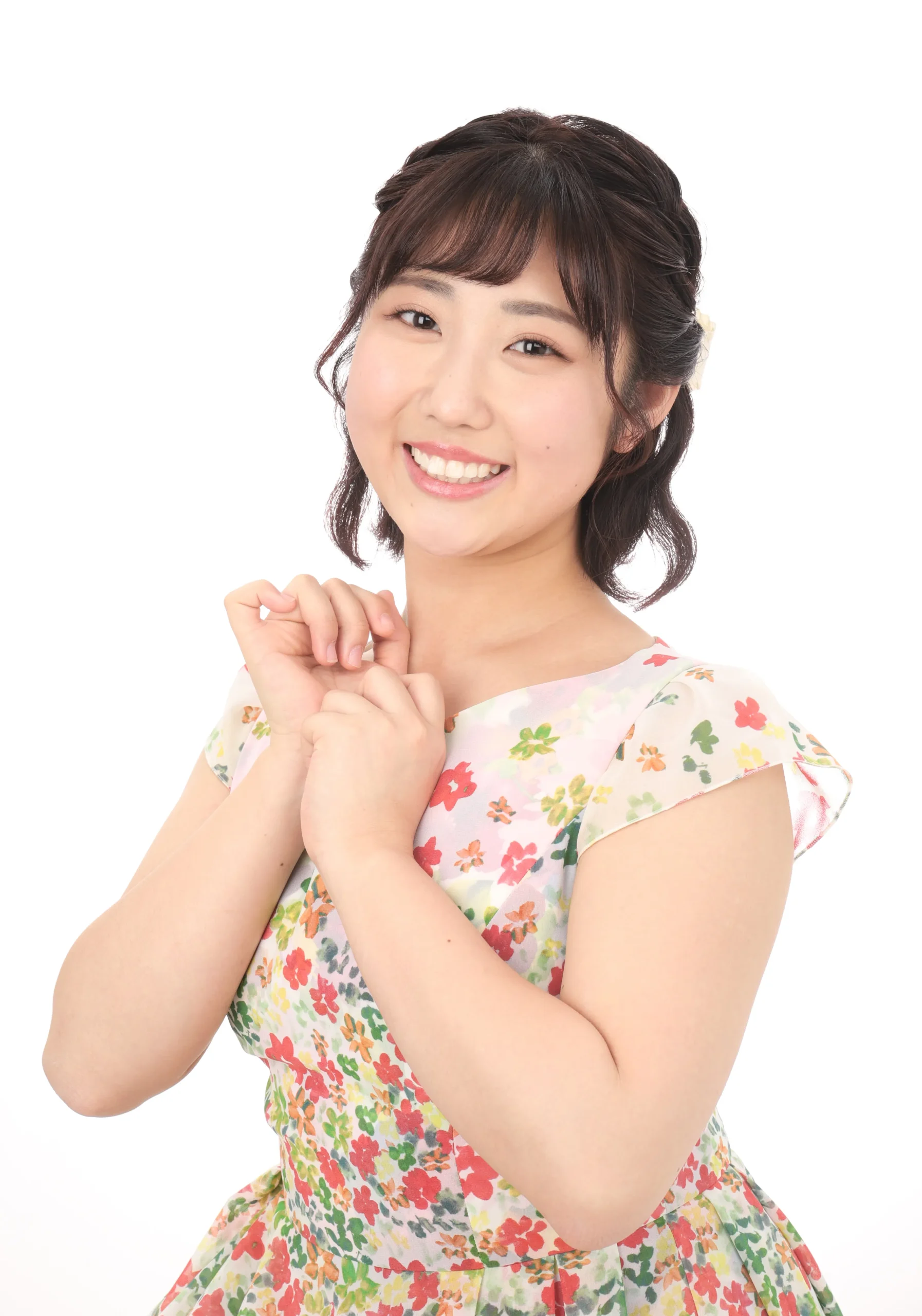 女子就活生のプロがヘアメイクして、撮影指導をした証明写真のアフター